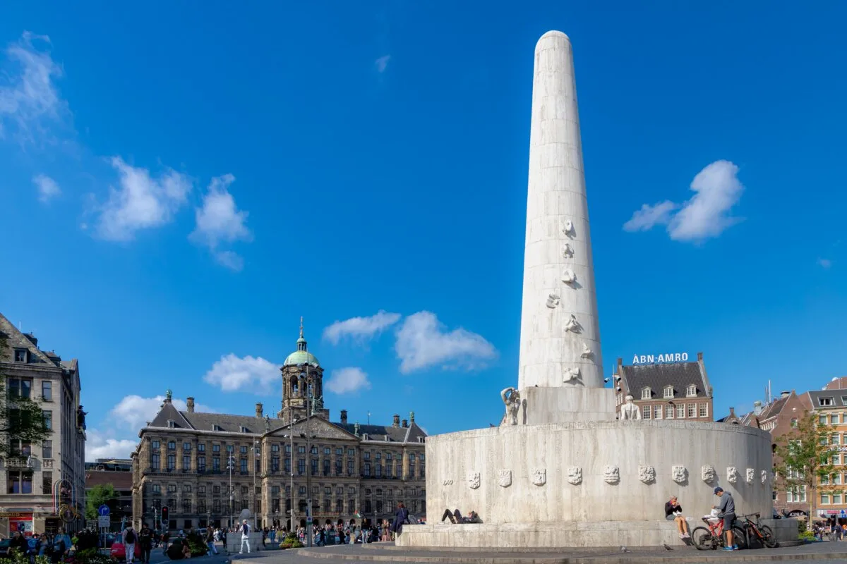 The National Monument and Royal Palace or Koninklijk Paleis (Paleis op de Dam) on Dam Square