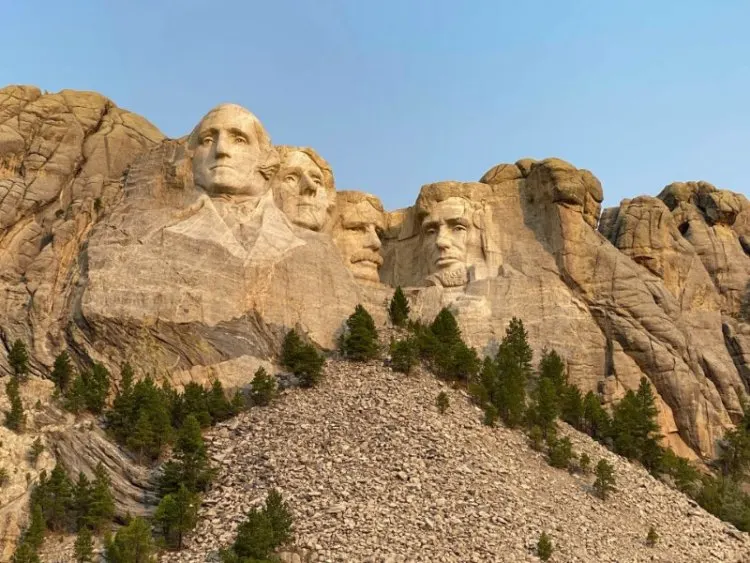 Mount Rushmore Sculptures