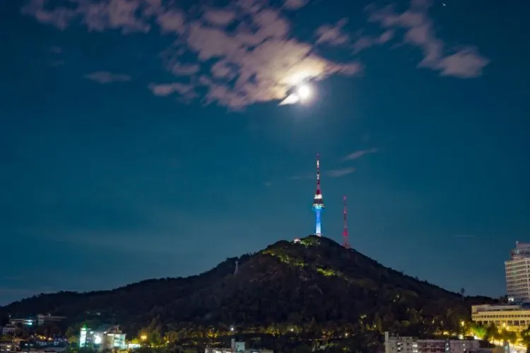 Namsan Seoul Tower at Night