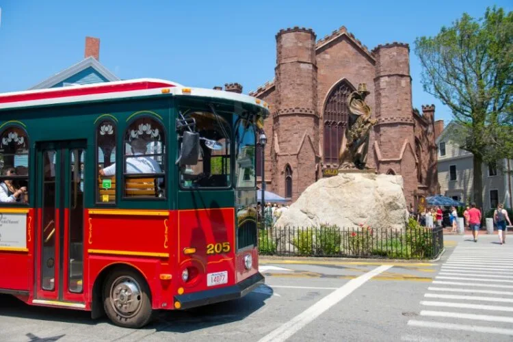 Salem Trolley in front of Salem Witch Museum