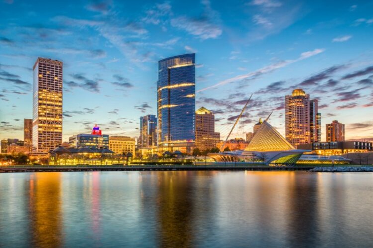 Downtown city skyline on Lake Michigan at twilight.