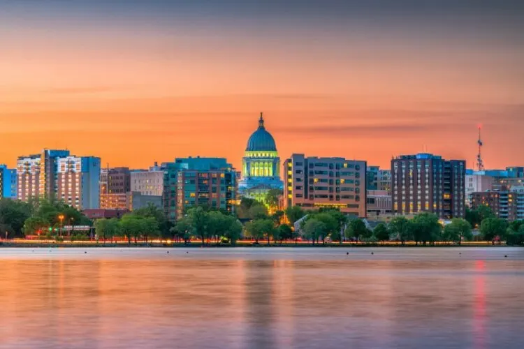 Skyline view of Madison, Wisconsin at dusk