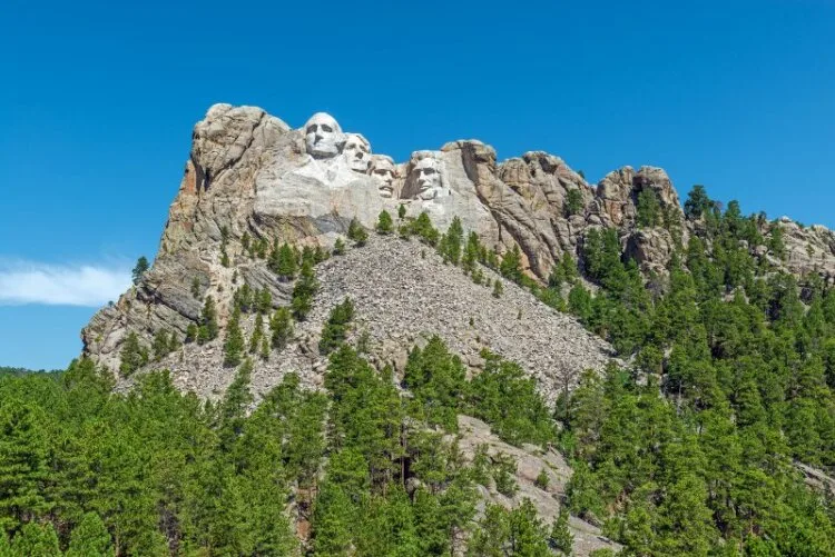 Wide angle view of Mount Rushmore national monument