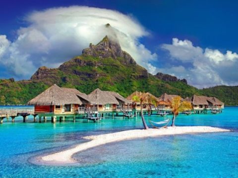 14 Best Caribbean Resorts for Singles