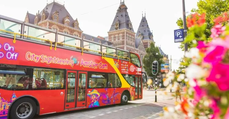 Amsterdam Hop On Hop Off Bus Tour