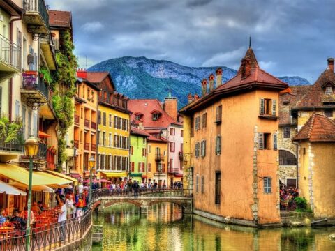 5 Best Day Trips from Annecy