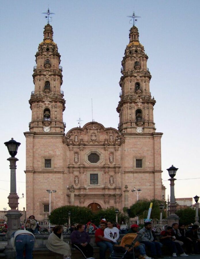 Basilica of Our Lady of San Juan de los Lagos Architecture