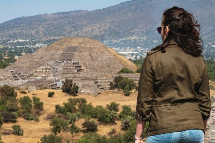 Teotihuacan, Tlatelolco, Guadalupe Shrine, Mexico Tour