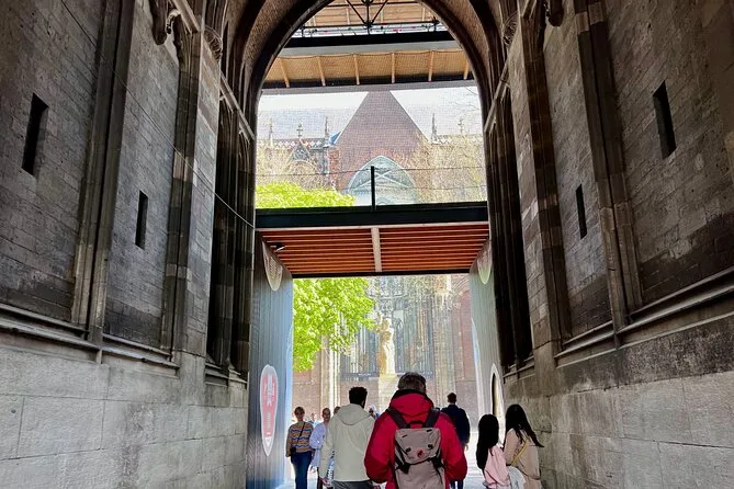 visitors walking on an alley at Utrechts Dom