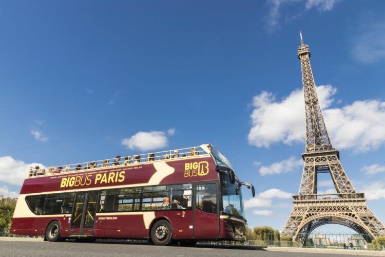 Paris Hop-On Hop-Off Bus Tour with Eiffel Tower backdrop