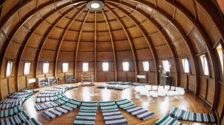 Integraton dome with mattresses